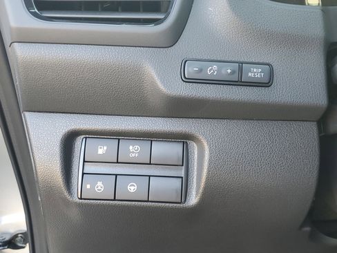 New 2025 Nissan Leaf SV Plus image 18