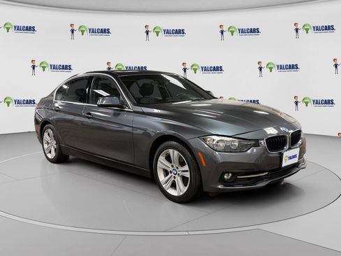 Used 2017 BMW 330i Sedan RWD image 7
