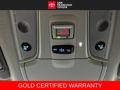 Certified 2022 Toyota Prius LE FWD image 25