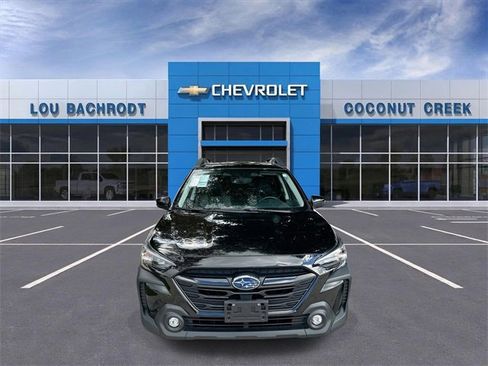 Used 2024 Subaru Outback Onyx Edition image 2