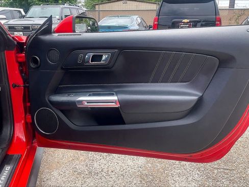 Used 2016 Ford Mustang Premium RWD image 20