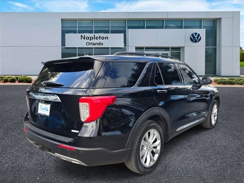 Used 2020 Ford Explorer XLT w/ Equipment Group 202A AWD/4WD image 4