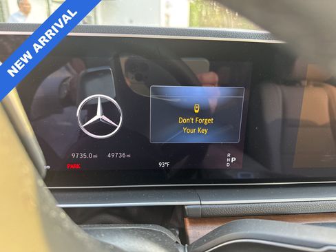 Used 2024 Mercedes-Benz GLE 350 4MATIC w/ Winter Package image 7