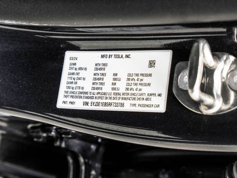 Used 2024 Tesla Model 3 Long Range image 40