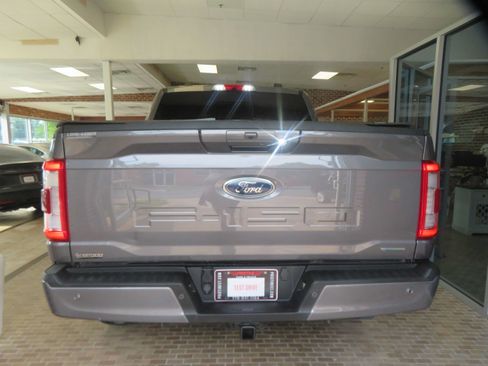 Used 2021 Ford F150 Lariat w/ Equipment Group 502A High AWD/4WD image 5