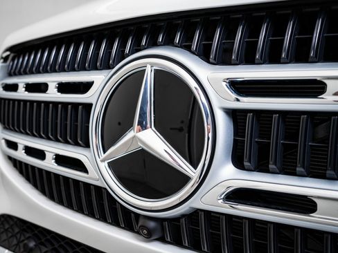 New 2026 Mercedes-Benz GLE 350 4MATIC image 3