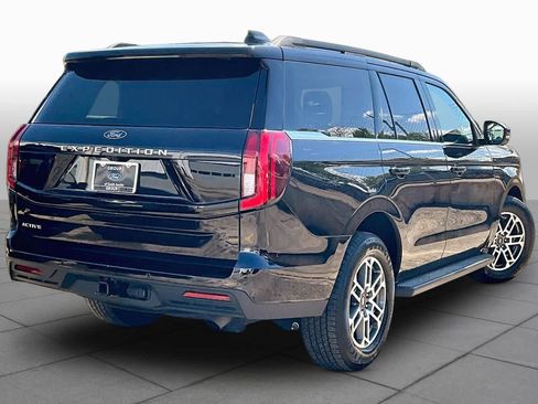 Certified 2025 Ford Expedition Active RWD image 7