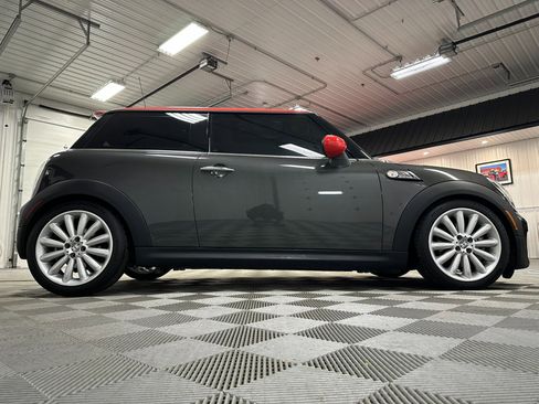 Used 2013 MINI Cooper S image 16