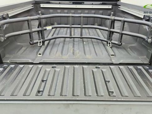 Used 2019 Nissan Frontier SV w/ Value Truck Package RWD image 14