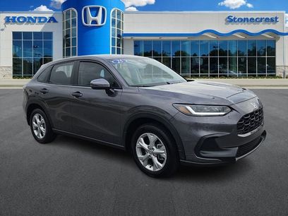 Used 2025 Honda HR-V LX