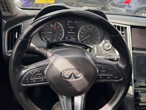 Used 2020 INFINITI Q50 Luxe w/ Essential Package (3.0T Luxe) AWD/4WD image 17