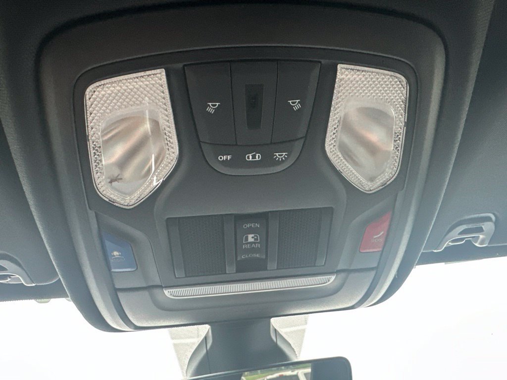 Used 2022 RAM 1500 Big Horn AWD/4WD image 43