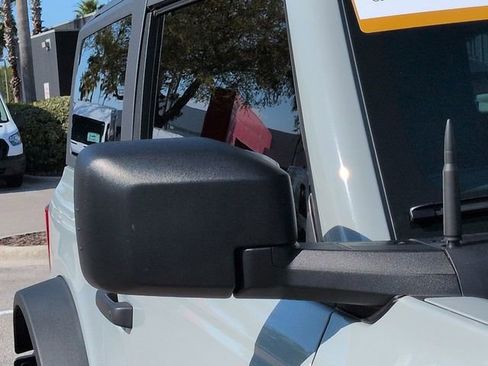 Certified 2022 Ford Bronco Black Diamond w/ Sasquatch Package image 12