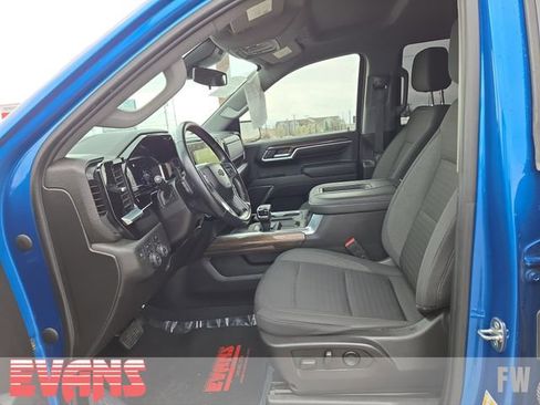 Used 2022 Chevrolet Silverado 1500 LT w/ Z71 Off-Road Package image 18