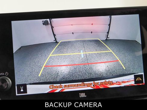 Used 2023 Toyota RAV4 XLE Premium image 18