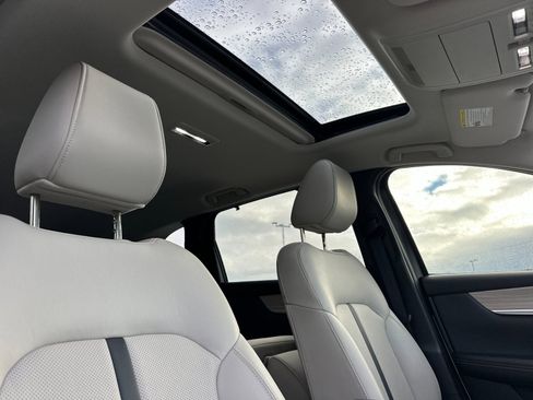 Certified 2025 MAZDA CX-70 3.3 Turbo w/ Premium Package image 17