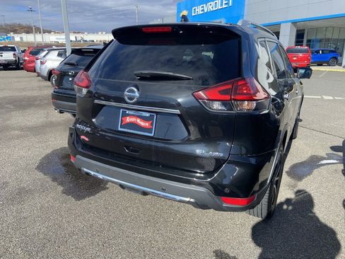 Used 2019 Nissan Rogue SL image 4