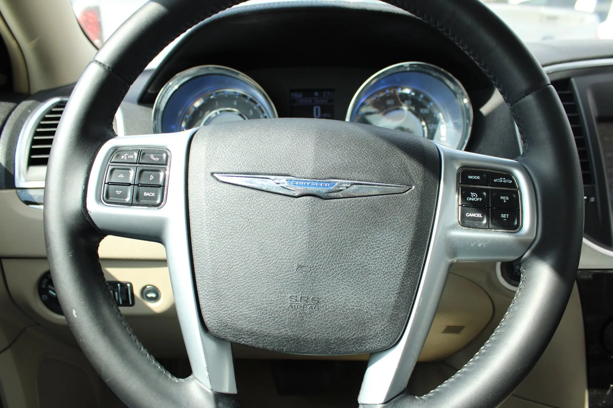 Used 2011 Chrysler 300 Limited w/ Sound Group RWD image 22