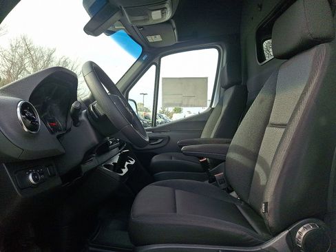 New 2026 Mercedes-Benz Sprinter 2500 image 10