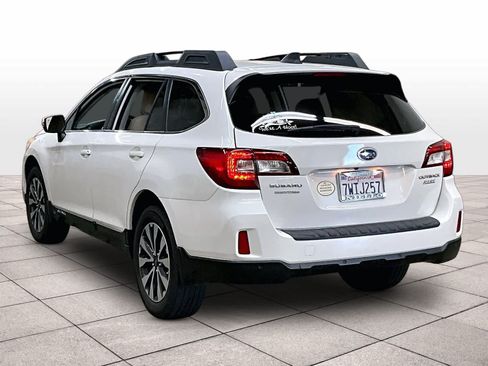 Used 2017 Subaru Outback 2.5i Limited AWD/4WD image 14