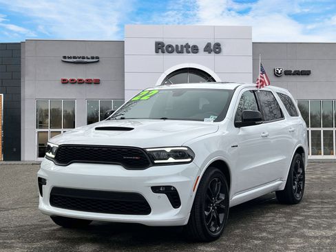 Used 2022 Dodge Durango R/T w/ Blacktop Package image 2