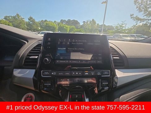 Used 2024 Honda Odyssey EX-L image 12