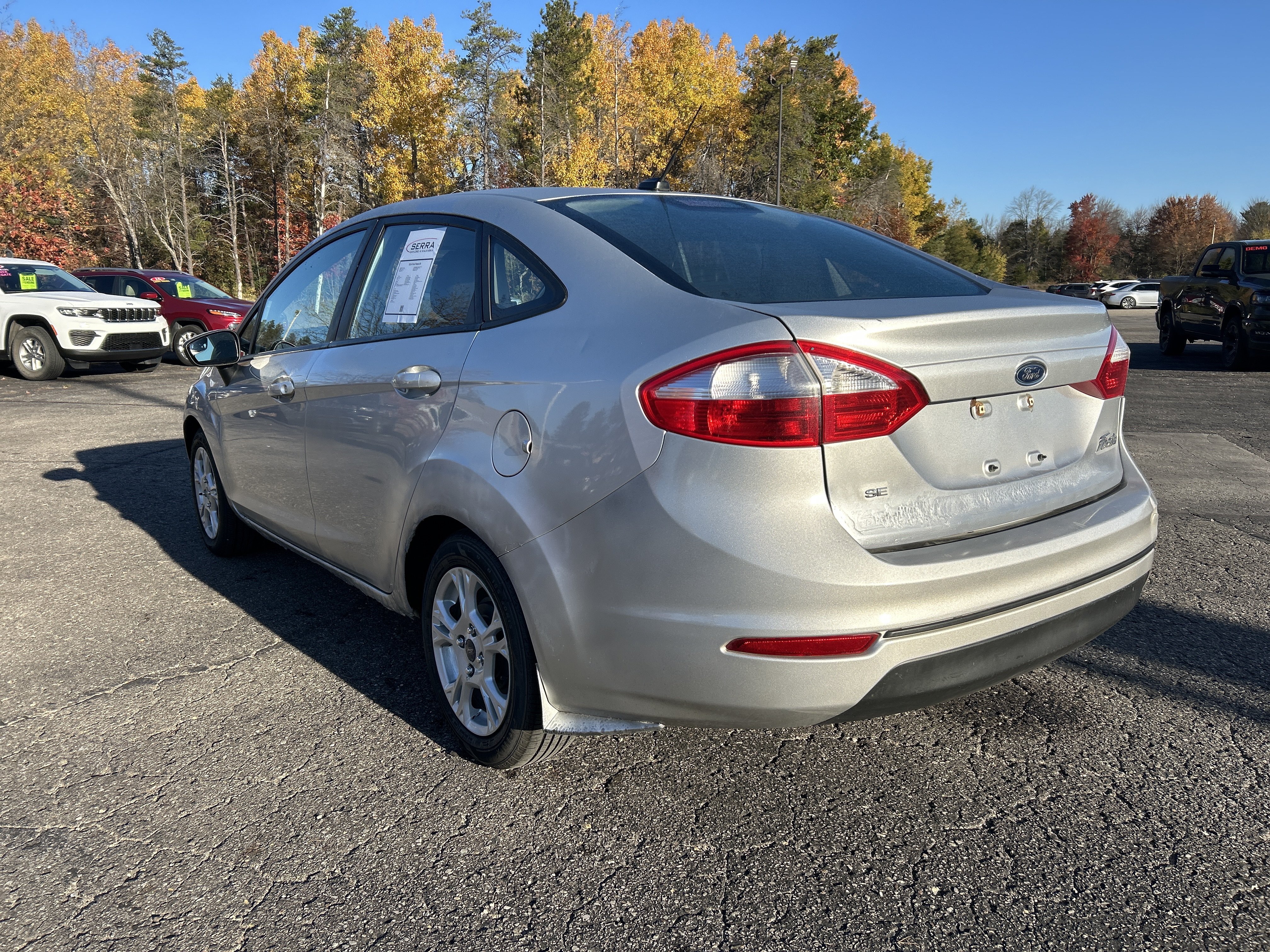 Used 2014 Ford Fiesta SE FWD image 5