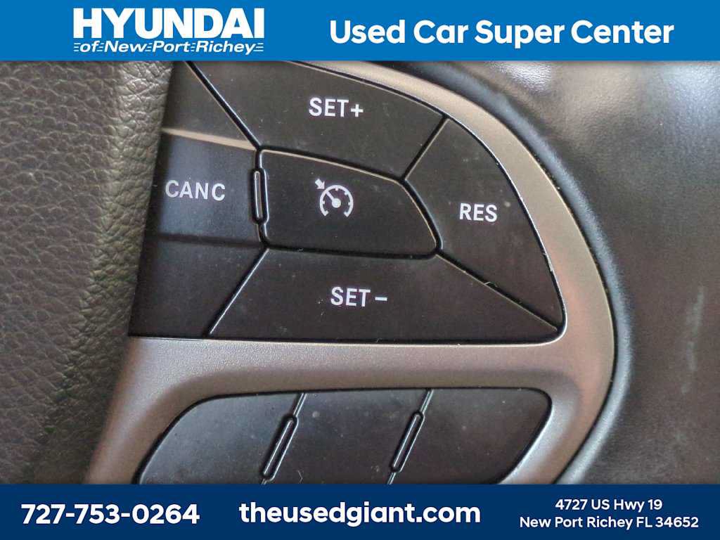Used 2019 Jeep Cherokee Limited FWD image 28