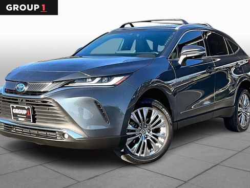 Used 2024 Toyota Venza Limited image 1