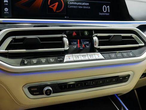 Used 2021 BMW ALPINA XB7 AWD/4WD image 33