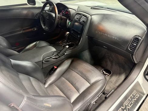 Used 2011 Chevrolet Corvette Coupe w/ Preferred Equipment Group image 10