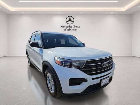 Used 2023 Ford Explorer XLT RWD image 11