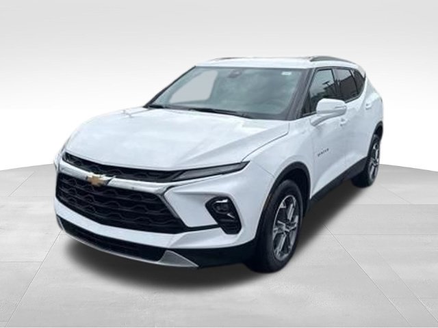 Certified 2024 Chevrolet Blazer LT w/ LPO, Floor Liner Package AWD/4WD image 2