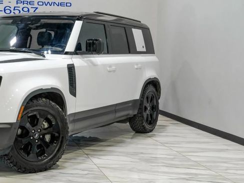 Used 2021 Land Rover Defender 110 SE AWD/4WD image 8