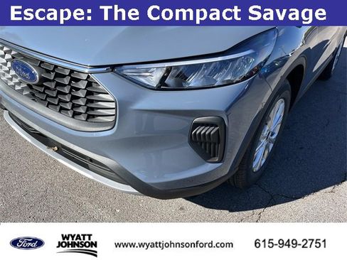 New 2026 Ford Escape Active image 9