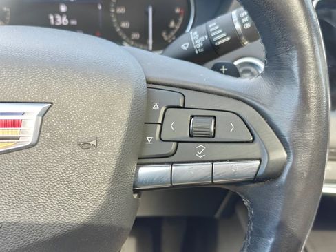 Used 2020 Cadillac XT4 Premium Luxury w/ Cold Weather Package AWD/4WD image 27