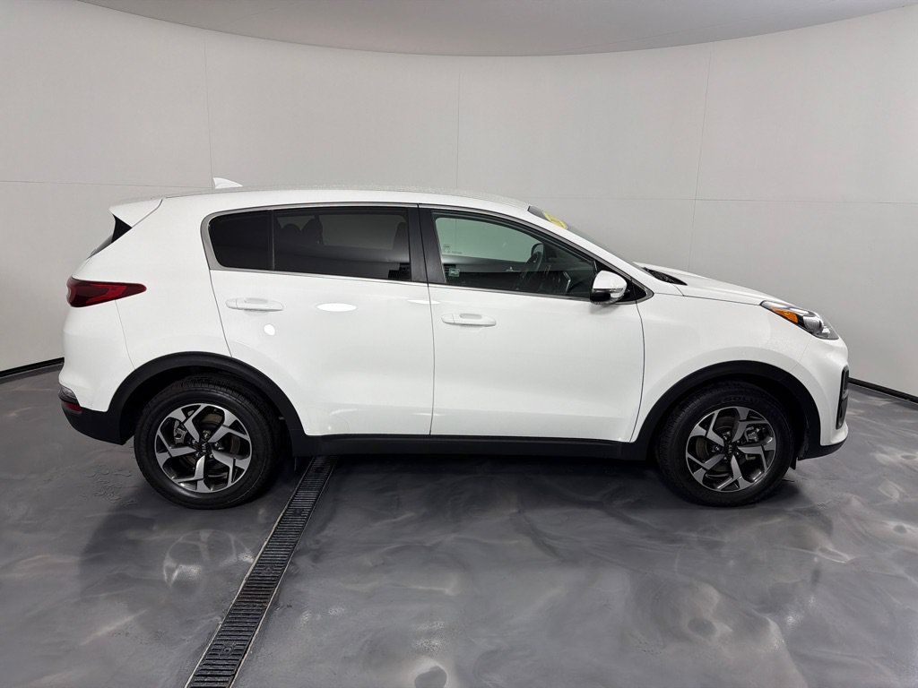 Used 2020 Kia Sportage LX w/ LX Popular Package FWD image 4