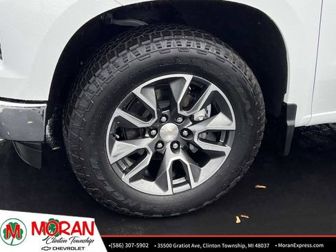 Certified 2024 Chevrolet Silverado 1500 LT image 9
