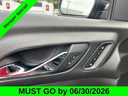 Used 2023 GMC Acadia Denali w/ Denali Ultimate Package AWD/4WD image 12