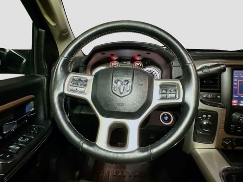 Used 2018 RAM 2500 Laramie w/ Convenience Group image 10