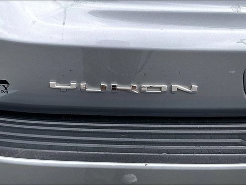 Used 2023 GMC Yukon XL AT4 w/ AT4 Premium Package AWD/4WD image 26