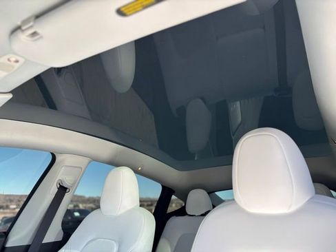 Used 2023 Tesla Model Y Long Range image 29