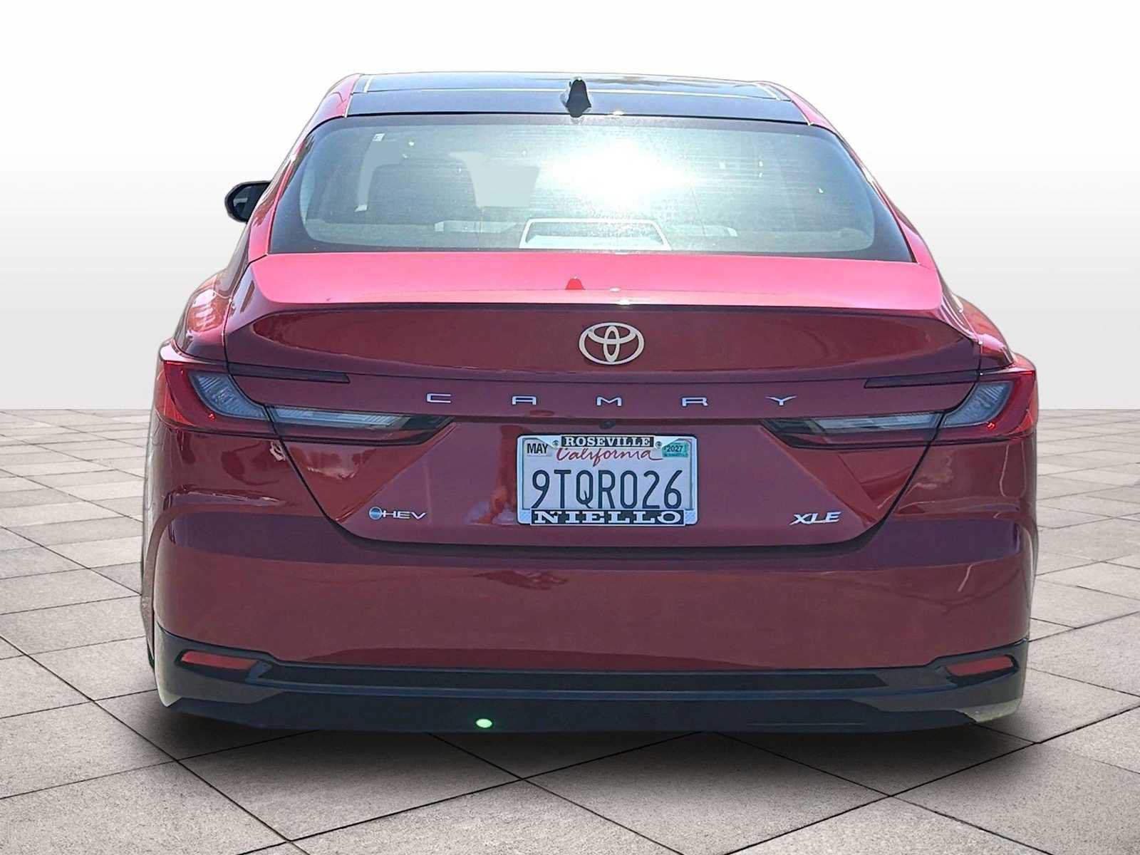 Used 2025 Toyota Camry XLE w/ Premium Package FWD image 7