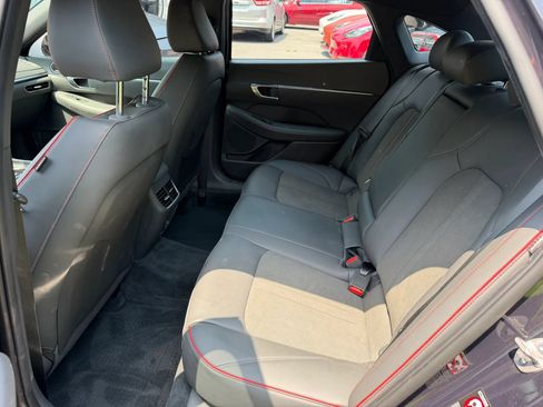 Used 2023 Hyundai Sonata SEL Plus FWD image 12