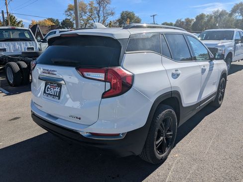 Used 2023 GMC Terrain AT4 image 3