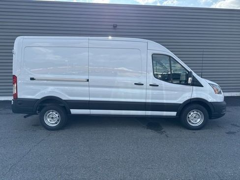 New 2025 Ford Transit 250 148 Medium Roof w/ Load Area Protection Package RWD image 2