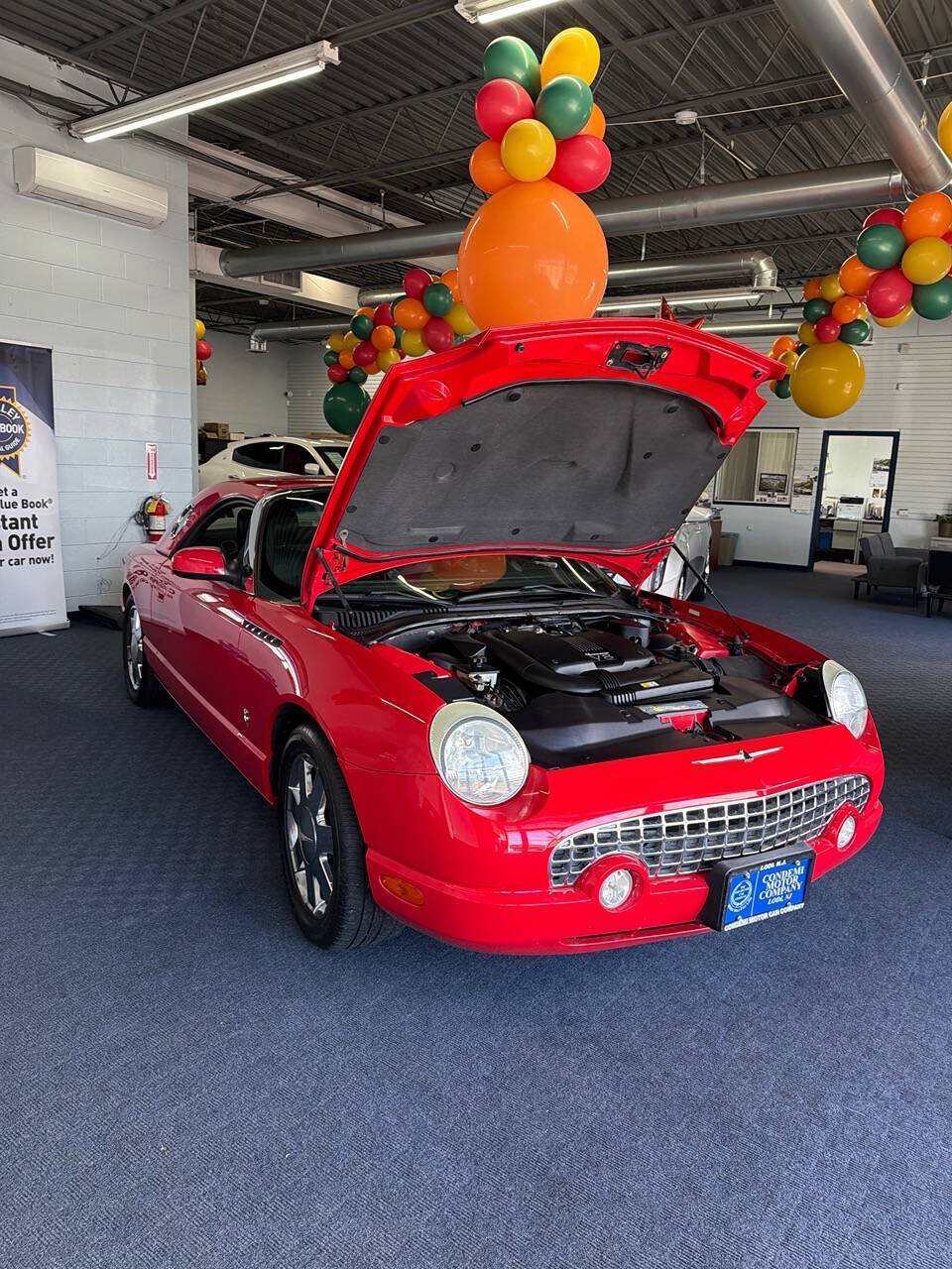 Used 2002 Ford Thunderbird RWD image 6