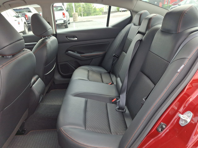 Used 2023 Nissan Altima 2.5 SR FWD image 11