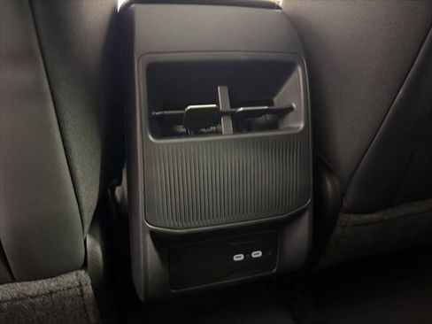 New 2026 Jeep Cherokee Limited image 30