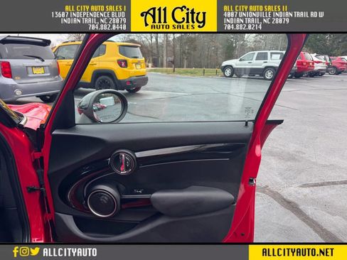 Used 2015 MINI Cooper S image 16